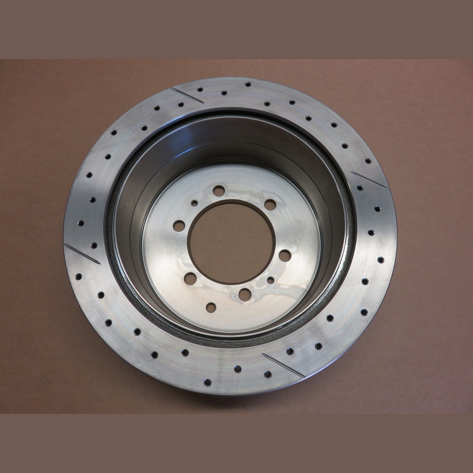 Disque de frein avant ventilé rainuré-percé DBA 288,5 mm – Ford Ranger (1999-2011) – vue 3