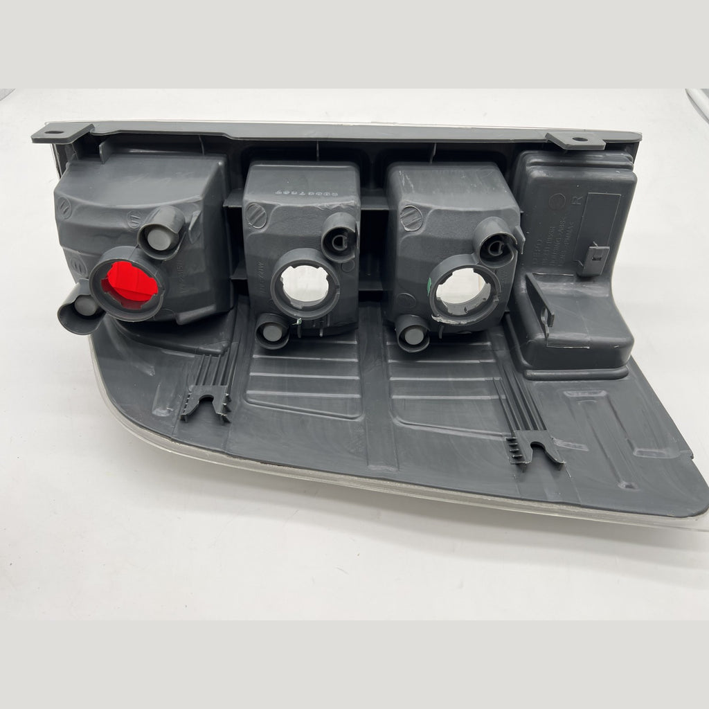 Feu arrière droit DEPO – Ford Ranger II (2006-2011) – vue 3