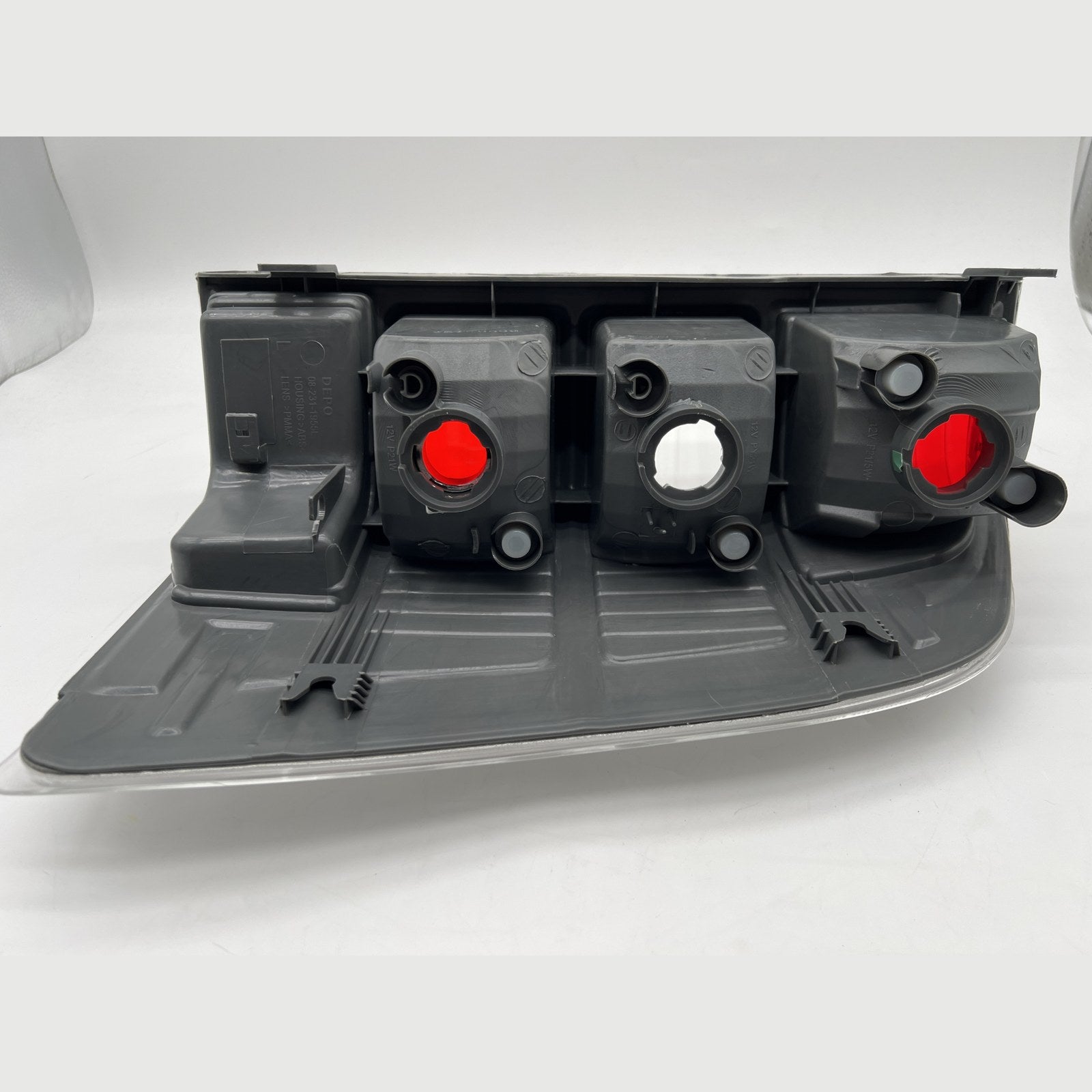 Feu arrière gauche DEPO – Ford Ranger II (2006-2011) – vue 3