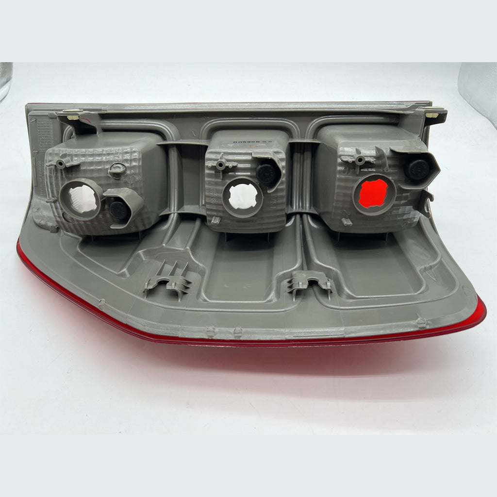Feu arrière gauche avec antibrouillard Depo – Ford Ranger T6 (2012-2016) – vue 3