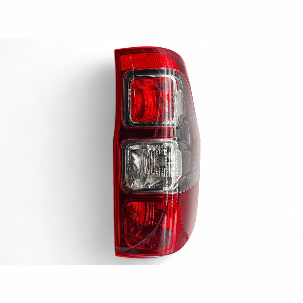 Feu arrière gauche version fumée Depo – Ford Ranger T6/T7/T8 (2012-2023) – vue 1