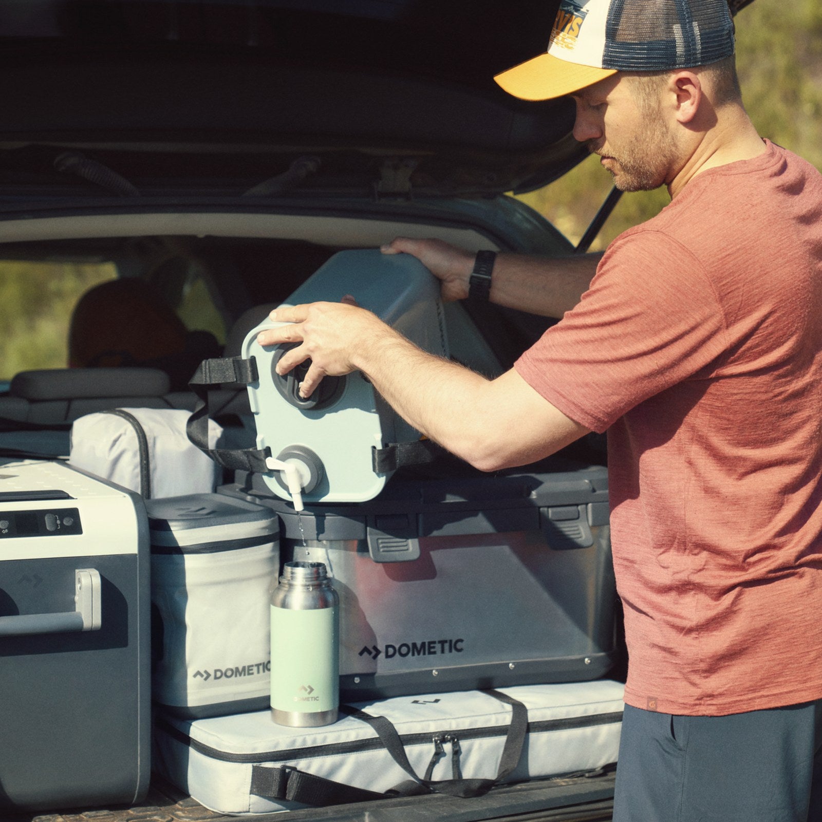 Gourde réservoir d'hydratation 11L DOMETIC glacier – Ford Ranger Camp – vue 3