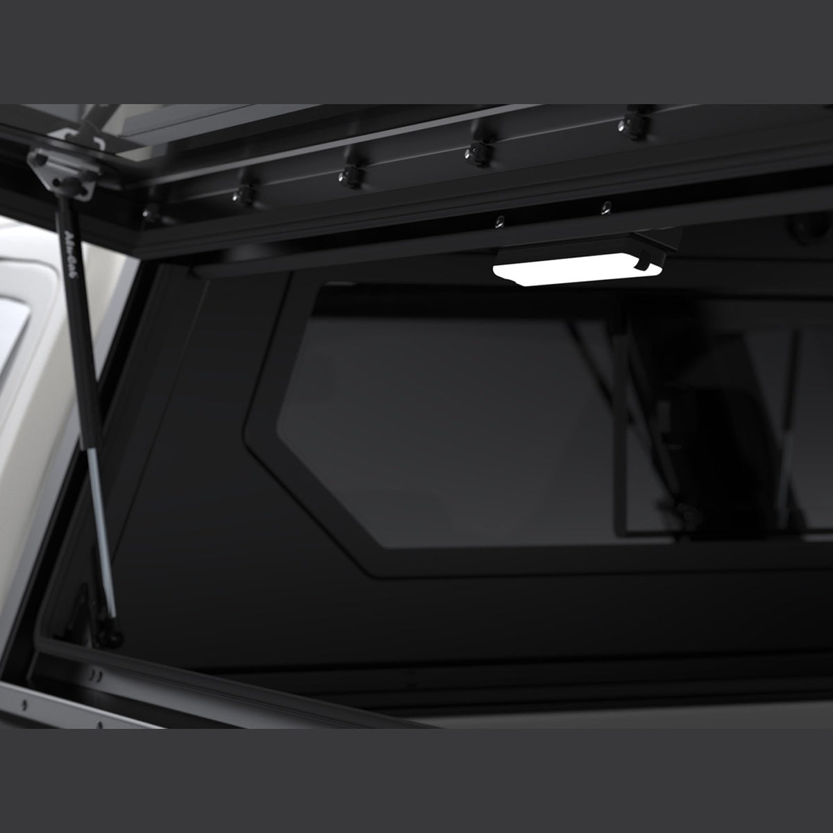 Hardtop Contour noir lisse avec fenêtres latérales Double cabine Alu-Cab – Ford Ranger T9 (2023+) – vue 12
