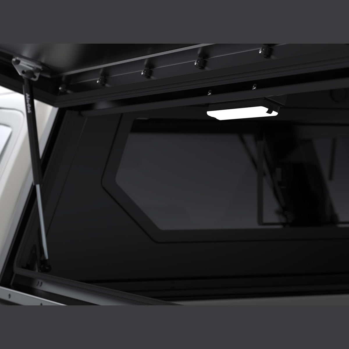 Hardtop Contour noir lisse sans fenêtre latérale Double cabine Alu-Cab – Ford Ranger T9 (2023+) – vue 11