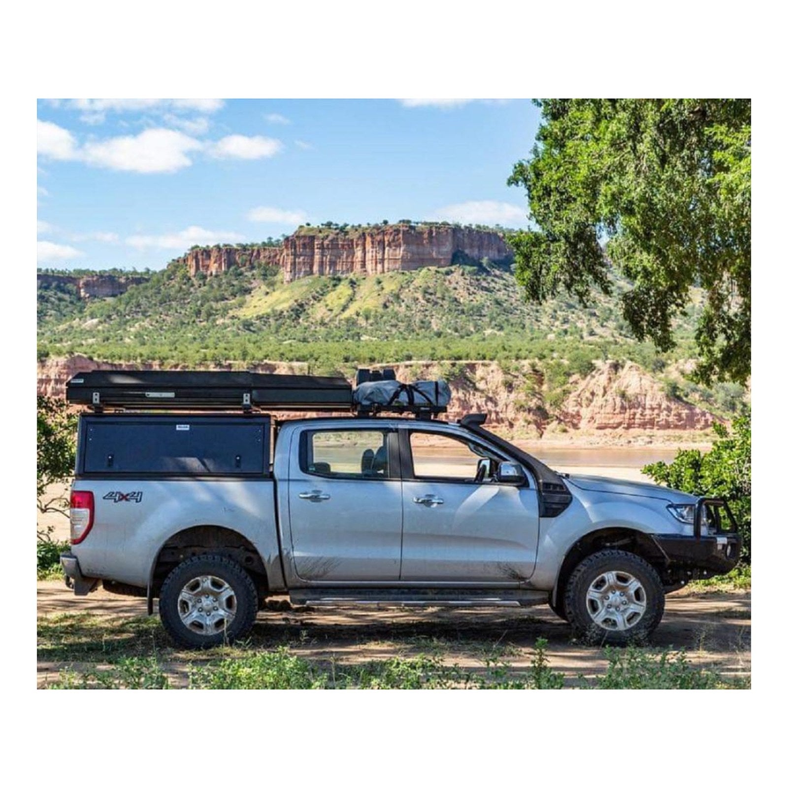 Hardtop Explorer noir lisse aluminium Double Cabine Alu-Cab – Ford Ranger T6/T7/T8 (2012-2023)
