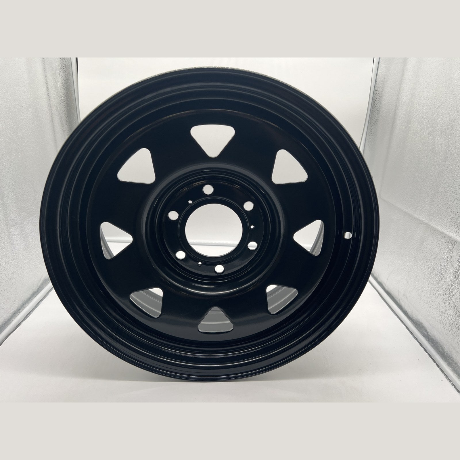 Jante acier N4-Offroad Triangular noire 7x17 6x139.7 – Ford Ranger T6/T7/T8/T9 & Raptor – vue 2
