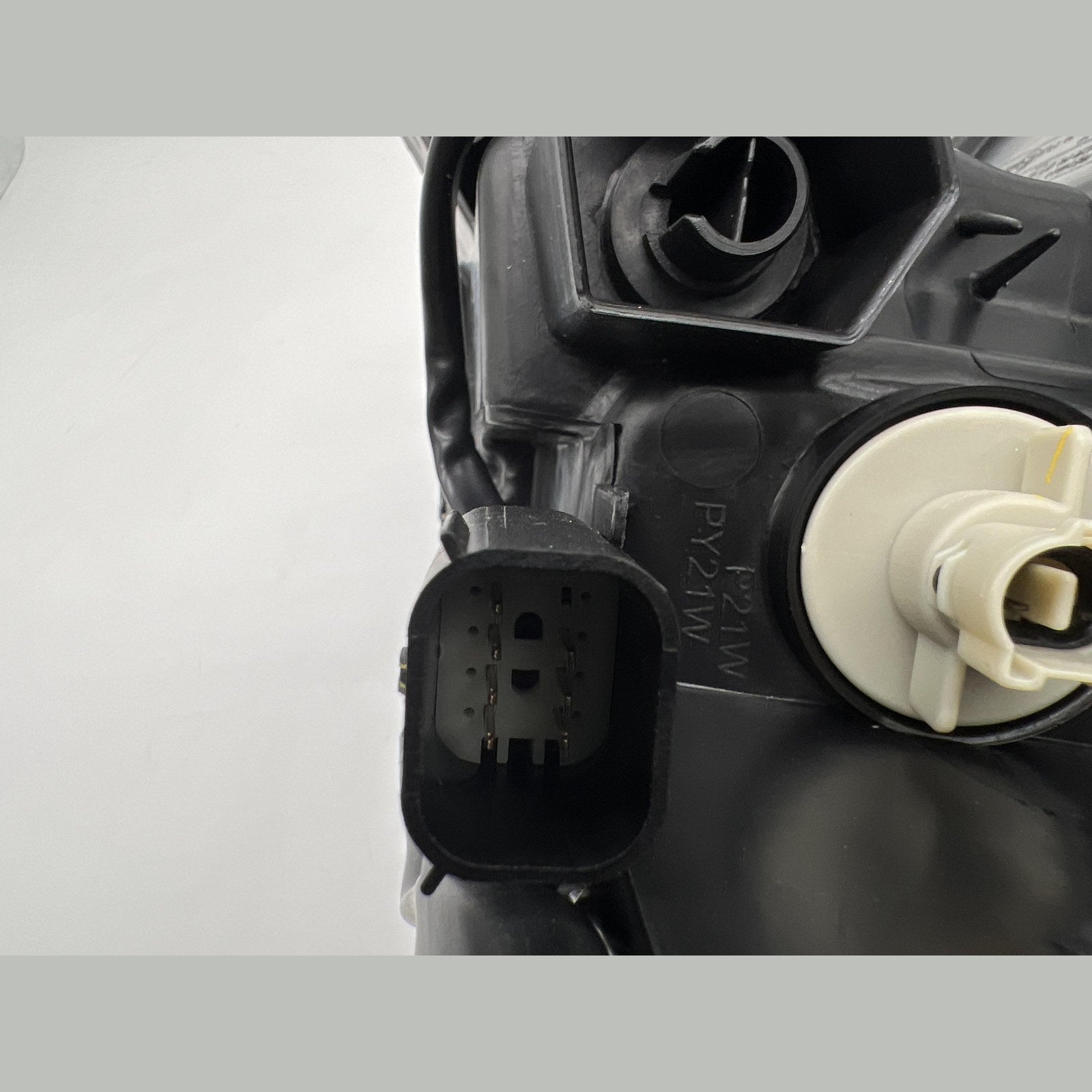 Optique avant droit feux de jour DEPO – Ford Ranger T7 (2016-2019) – vue 3