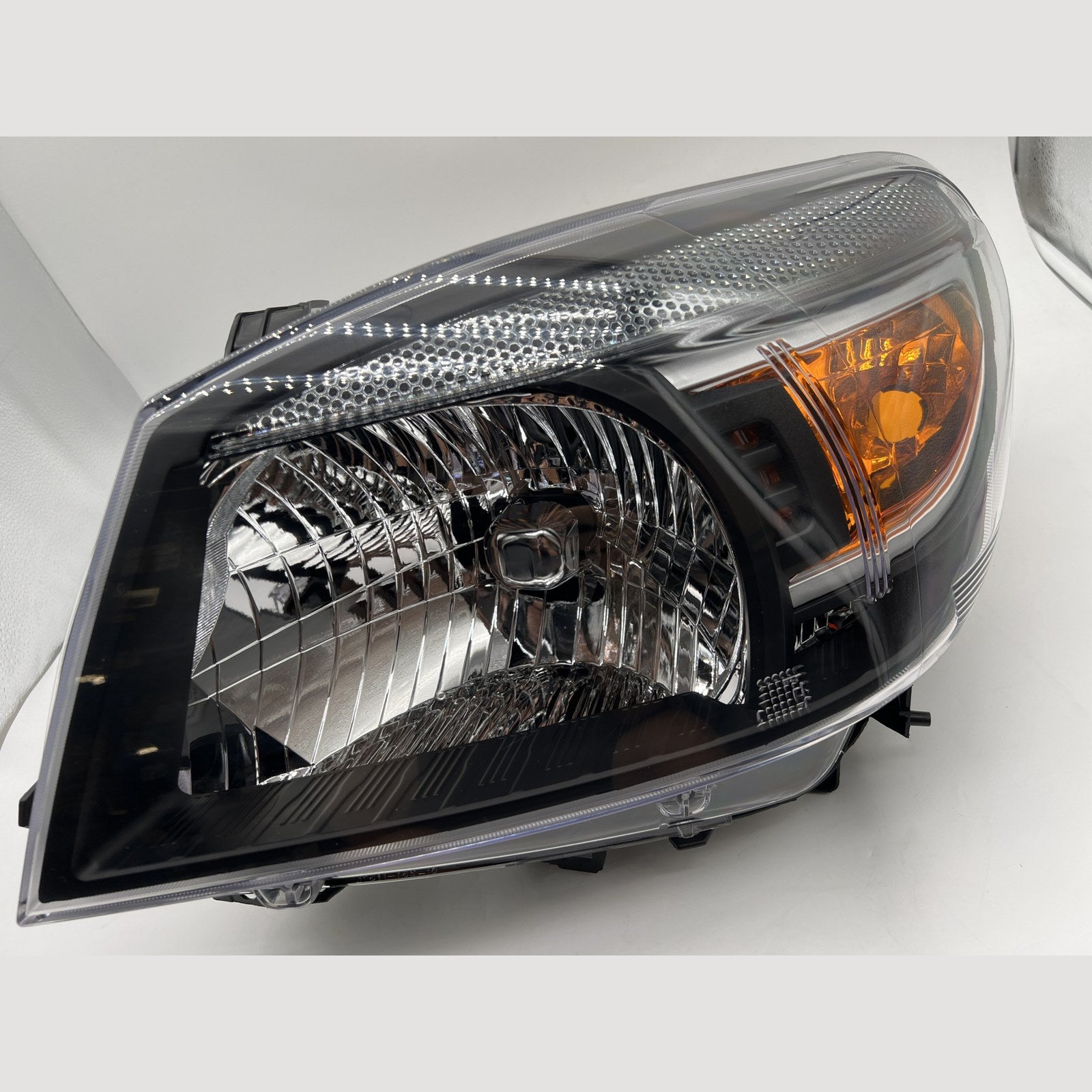 Optique avant gauche DEPO – Ford Ranger II (2006-2011) – vue 1