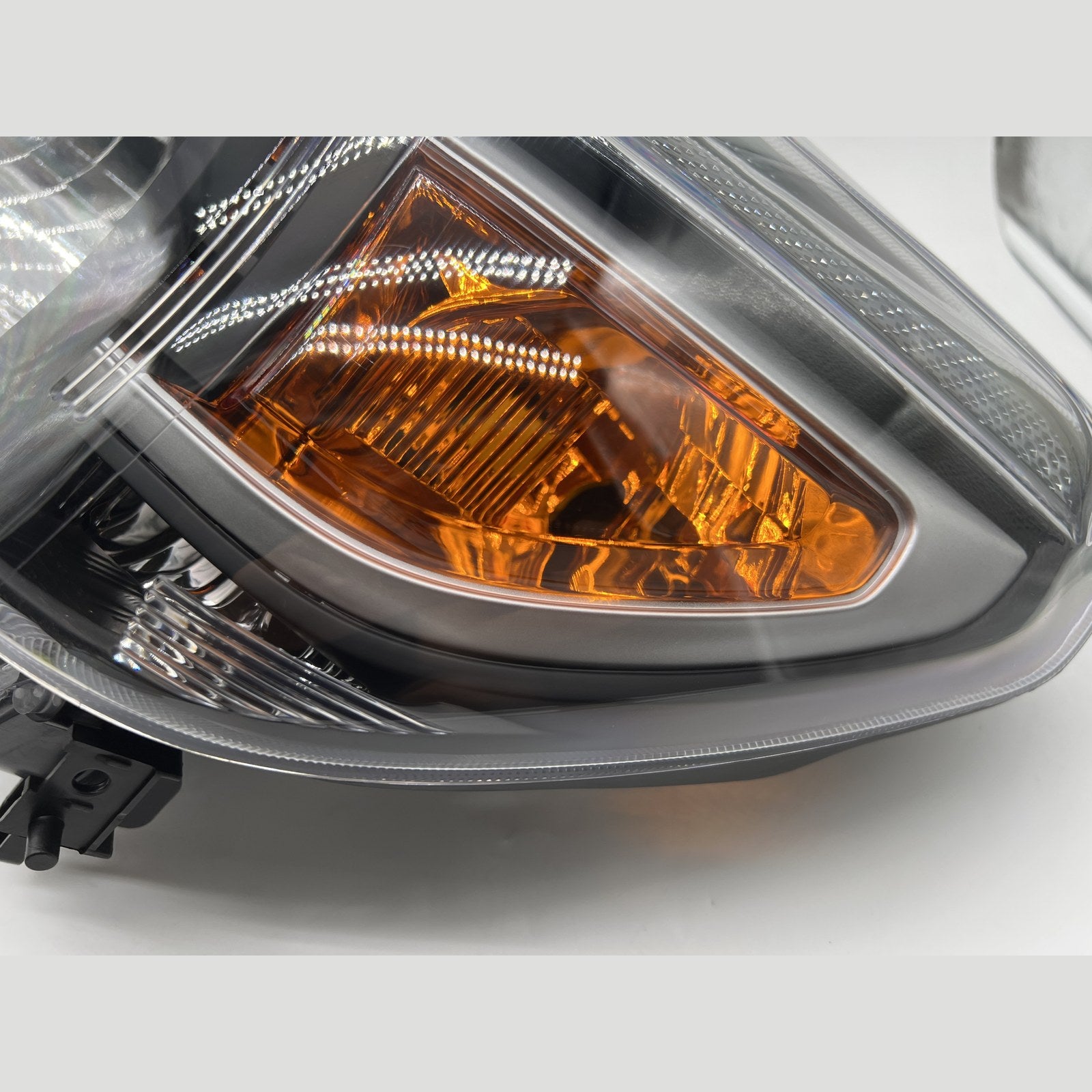 Optique avant gauche DEPO – Ford Ranger II (2006-2011) – vue 2