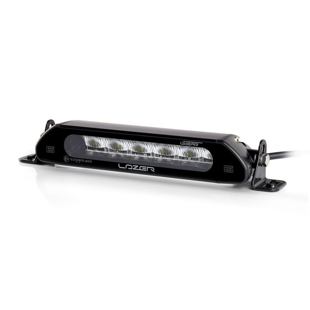 Phare LED LAZER Linear 6 ultra-plat 2250 Lm – Ford Ranger 4x4 off-road – vue 1
