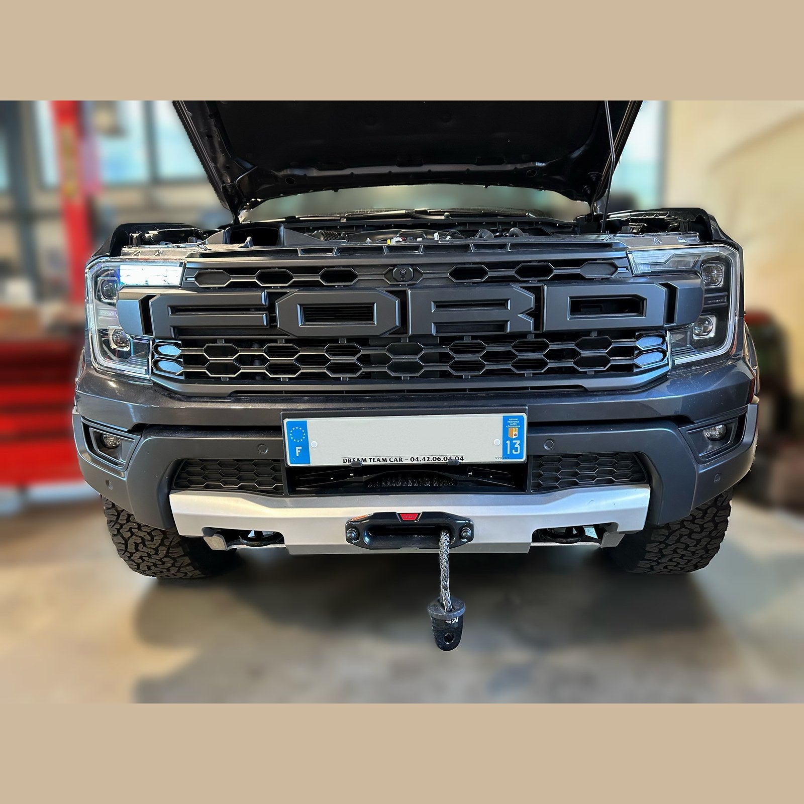 Platine de treuil intégrée pare-chocs d'origine N4-Offroad – Ford Ranger T9 & Raptor (2023+) – vue 2