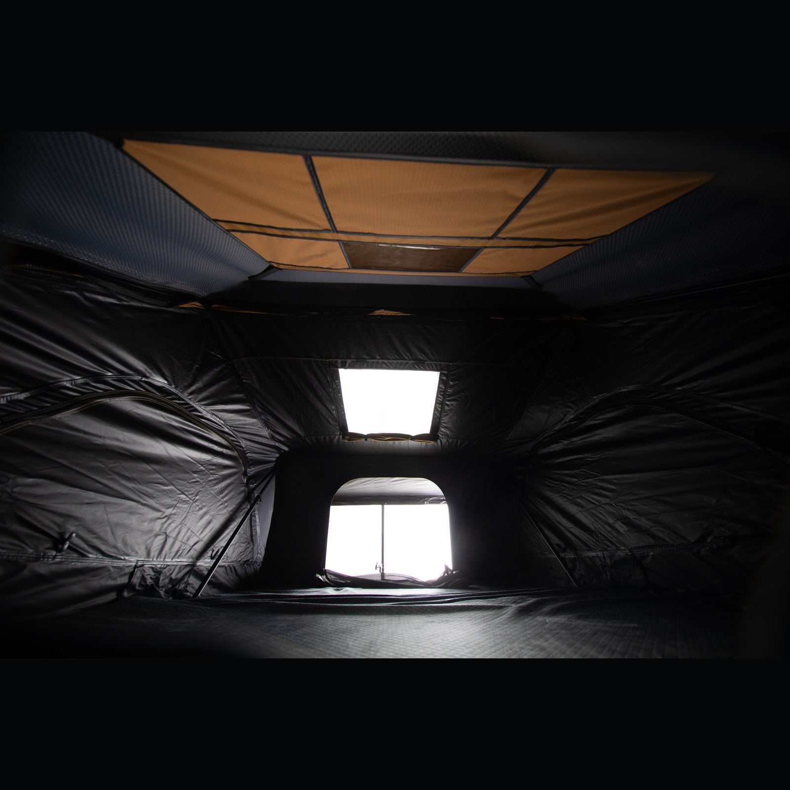 Tente de toit hybride aluminium SNUG Ecrins – Ford Ranger 4x4 – vue 13
