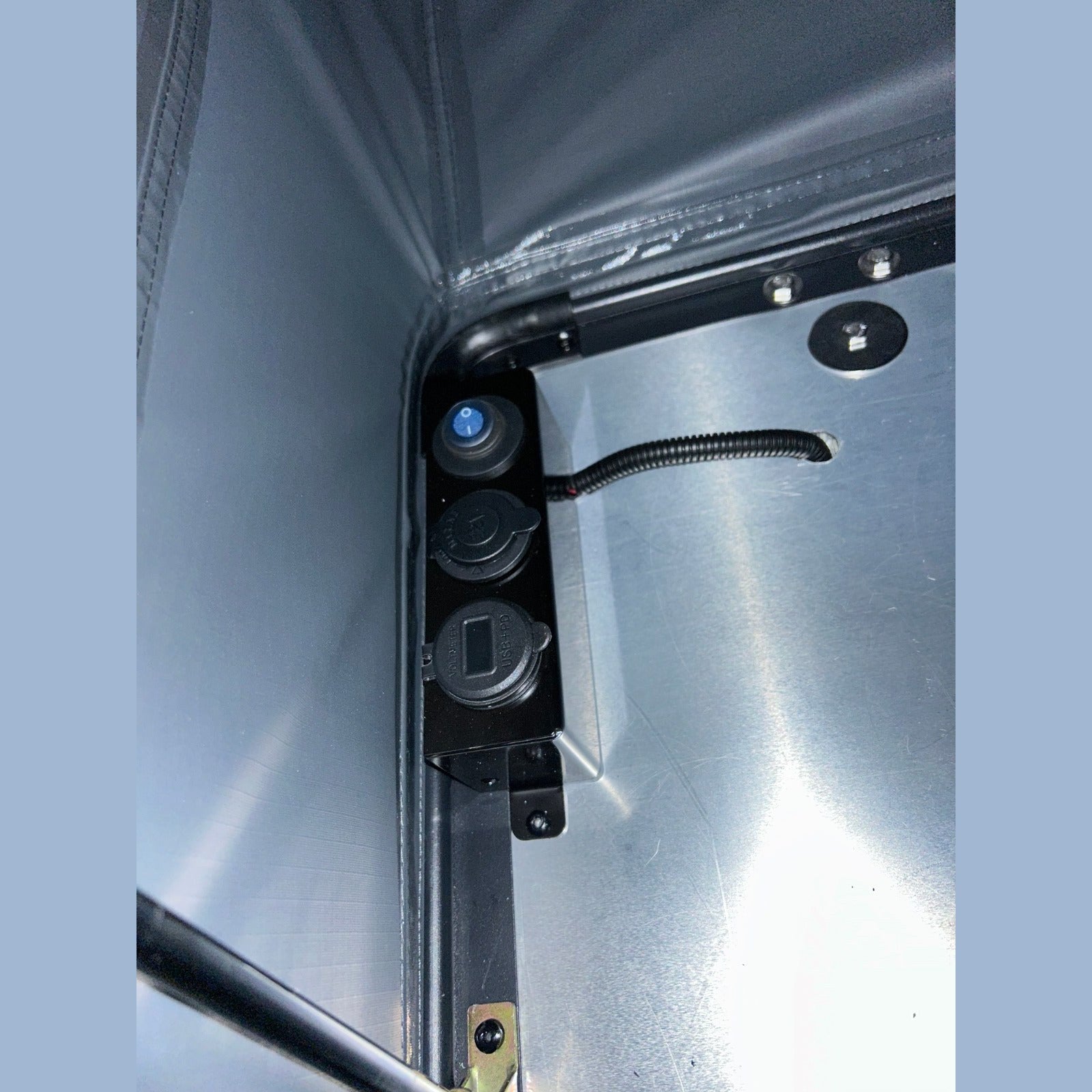Tente de toit porte-feuille coque aluminium Pickup-FRA 200 – 4x4 & pick-up – vue 15