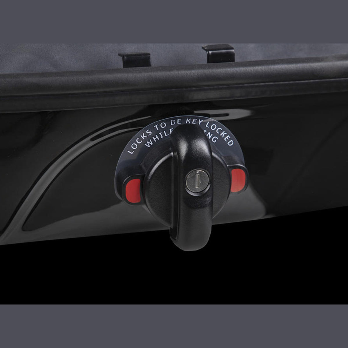 Tente de toit rigide électrique ARB Altitude 2 places – voiture, SUV & 4x4 – vue 15