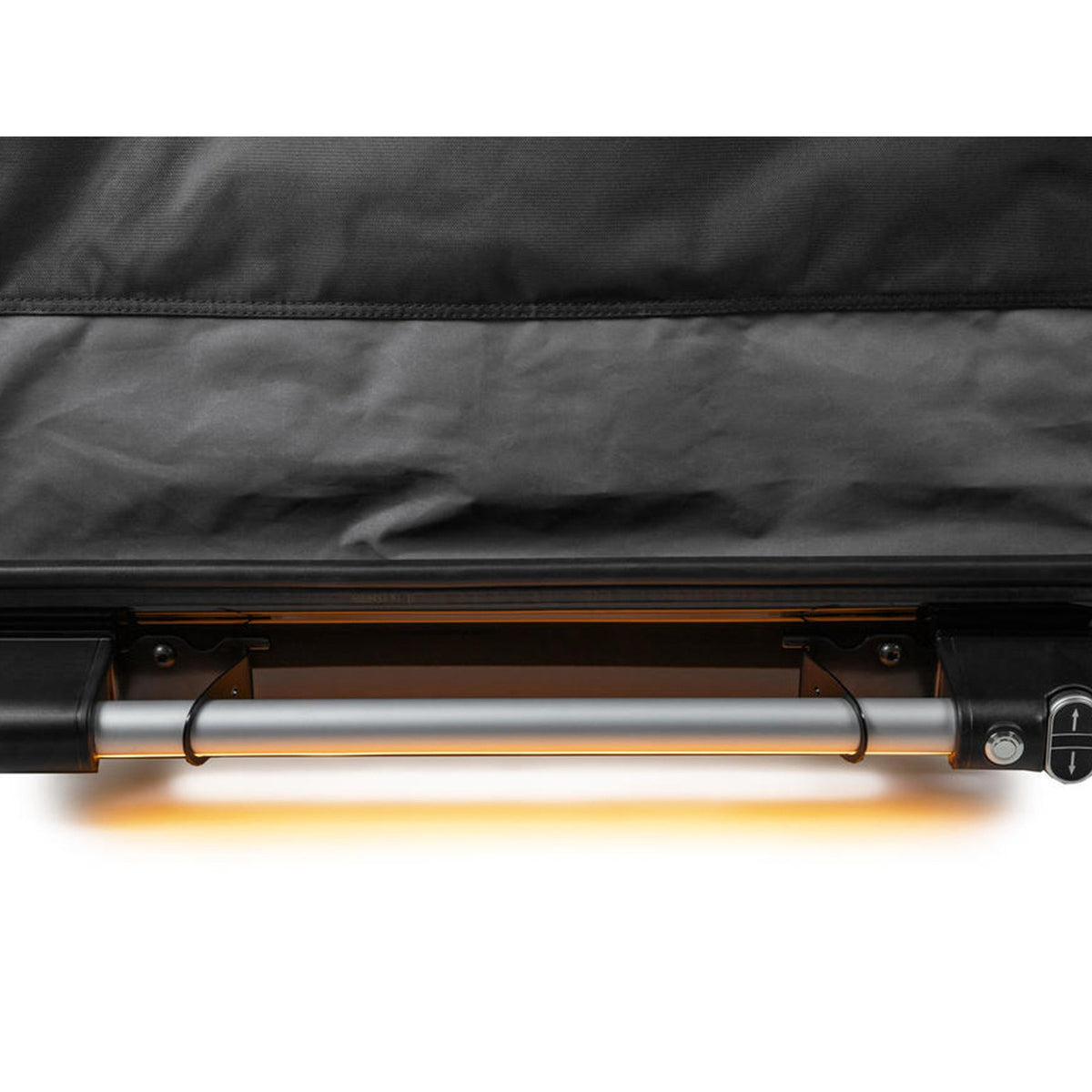 Tente de toit rigide électrique ARB Altitude 2 places – voiture, SUV & 4x4 – vue 16