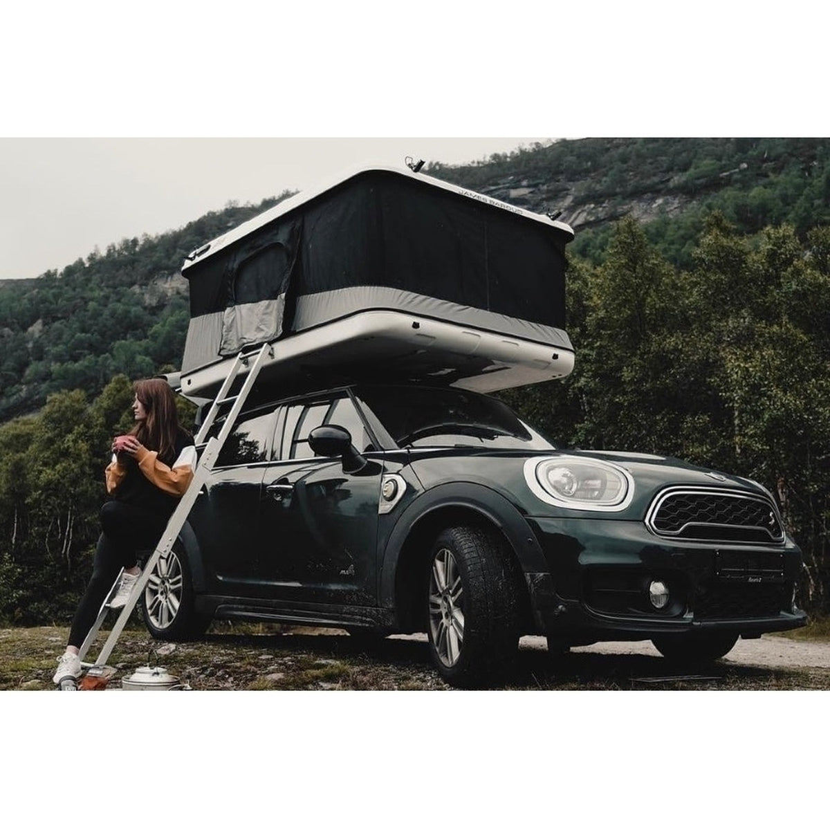 Tente de toit rigide James Baroud Evasion EVO ouverture 360° – voiture, SUV & 4x4 – vue 36