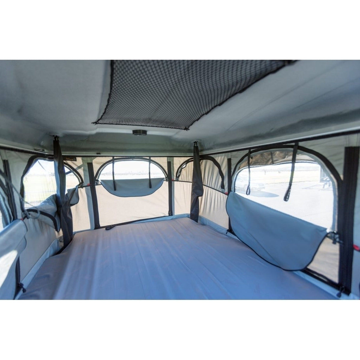 Tente de toit rigide James Baroud Evasion EVO ouverture 360° – voiture, SUV & 4x4 – vue 39
