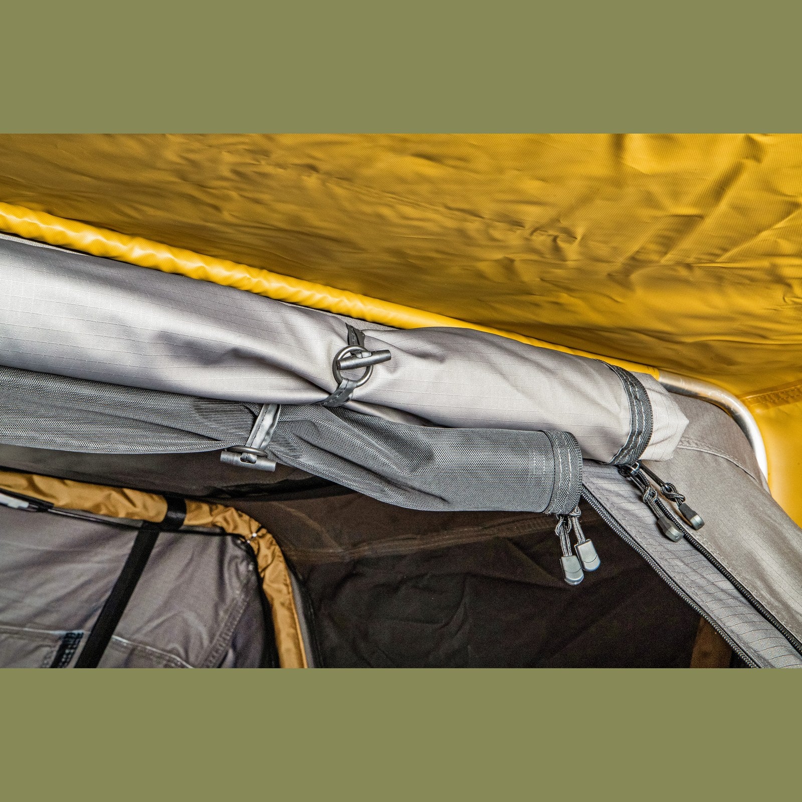 Tente de toit SNUG Yosemite 190 – portefeuille large – Ford Ranger – vue 5