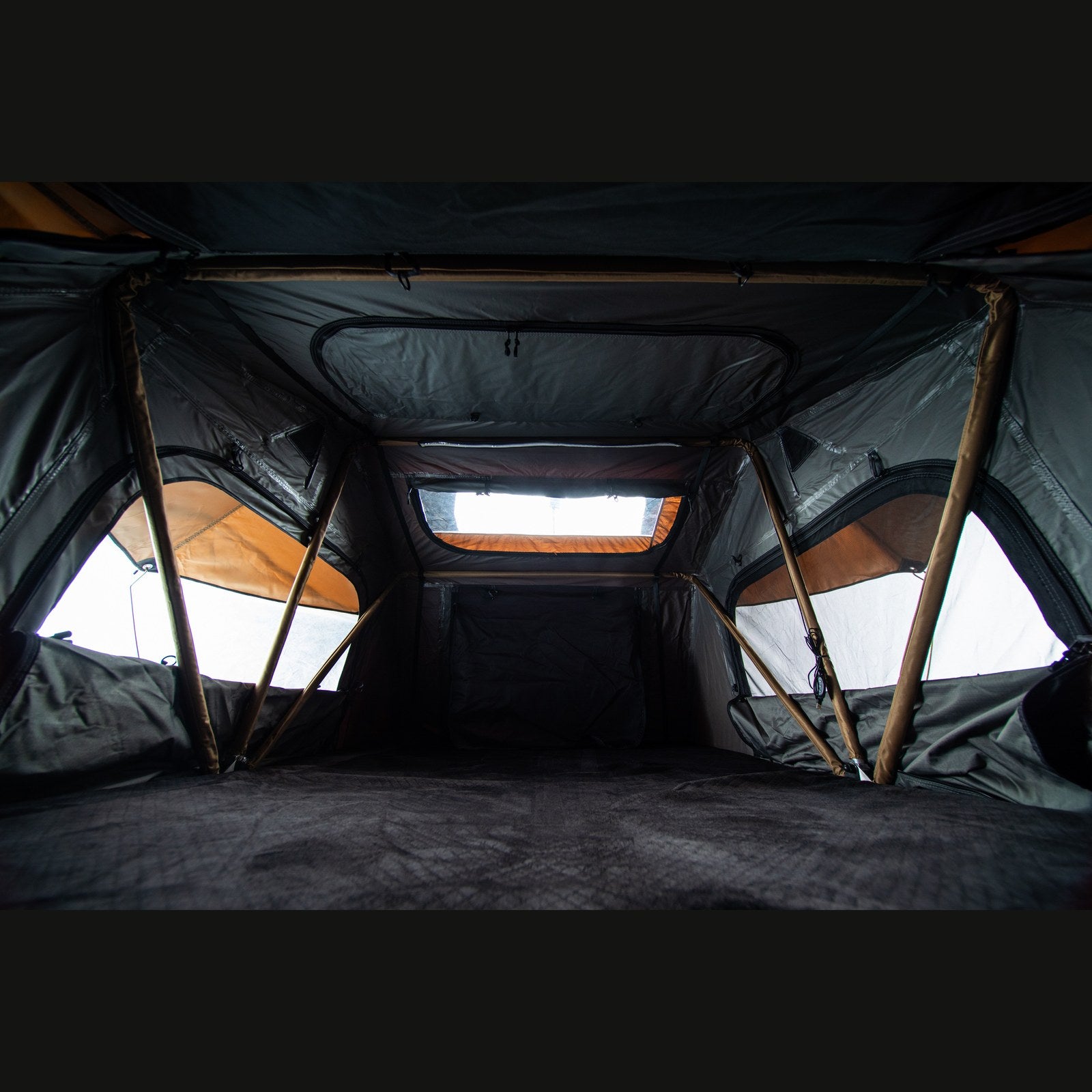 Tente de toit SNUG Yosemite 190 – portefeuille large – Ford Ranger – vue 7