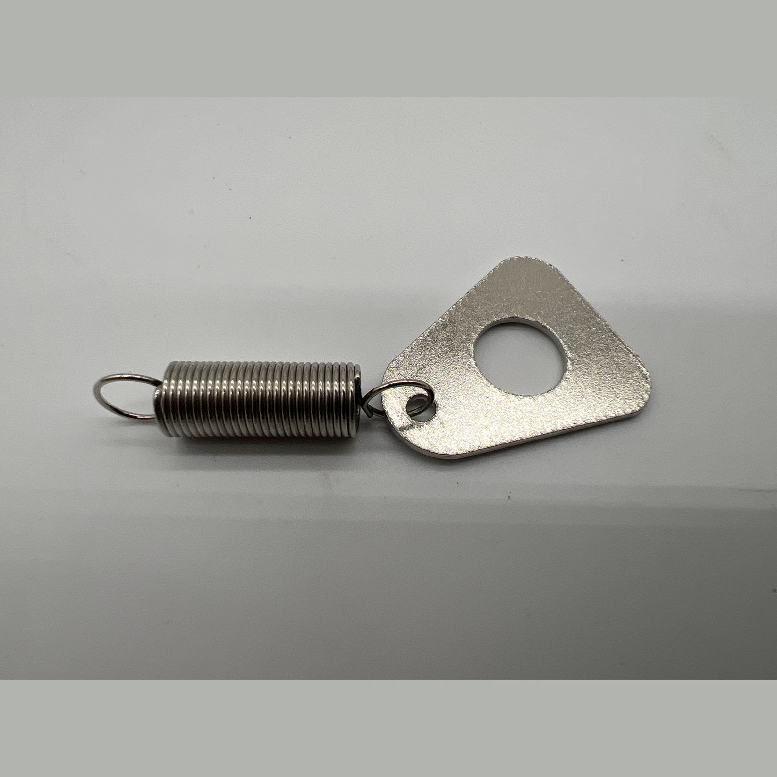 Vérin de ridelle de benne DTC PARTS – Ford Ranger T6 (2012-2016) – vue 2